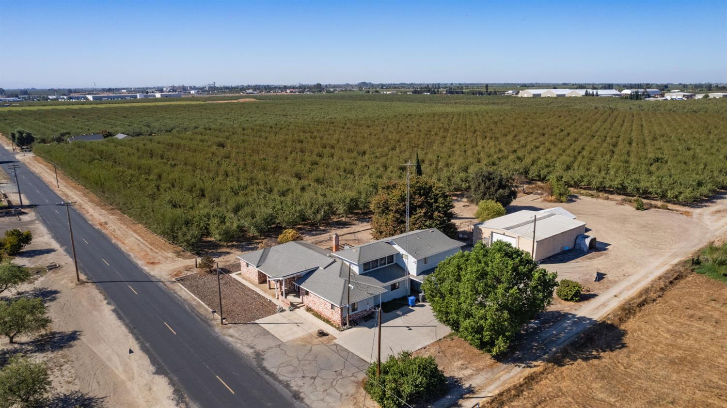 3325 W Barnhart Rd, Turlock, CA 95382