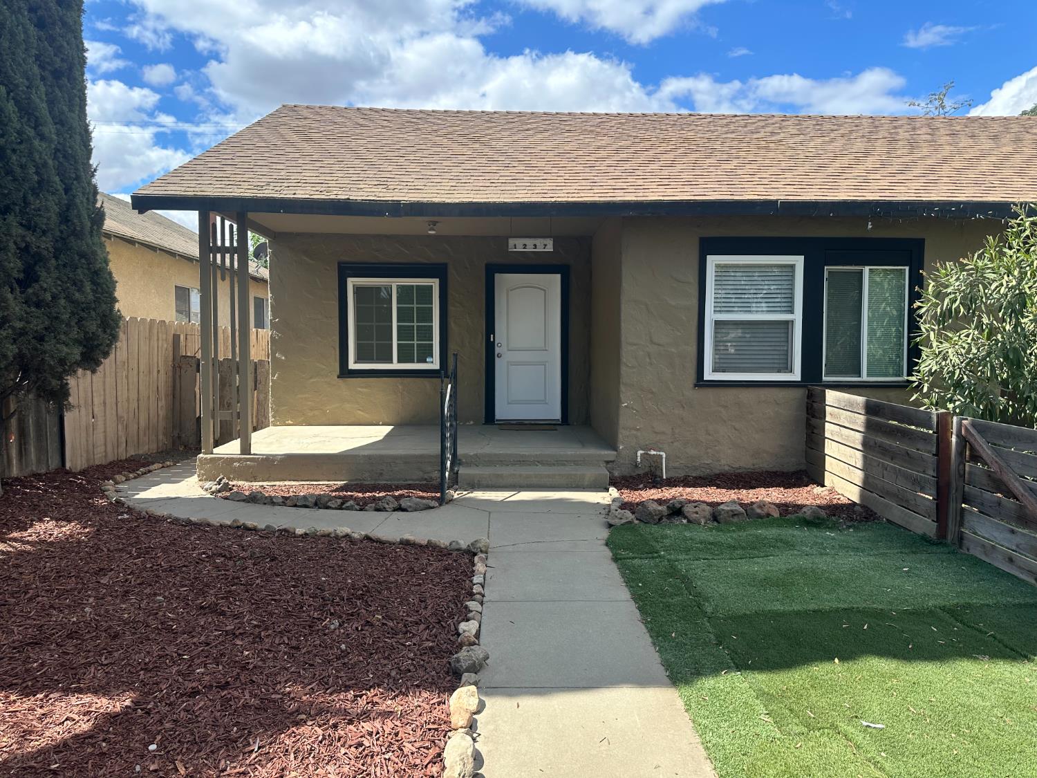 1235 N St, Newman, CA 95360