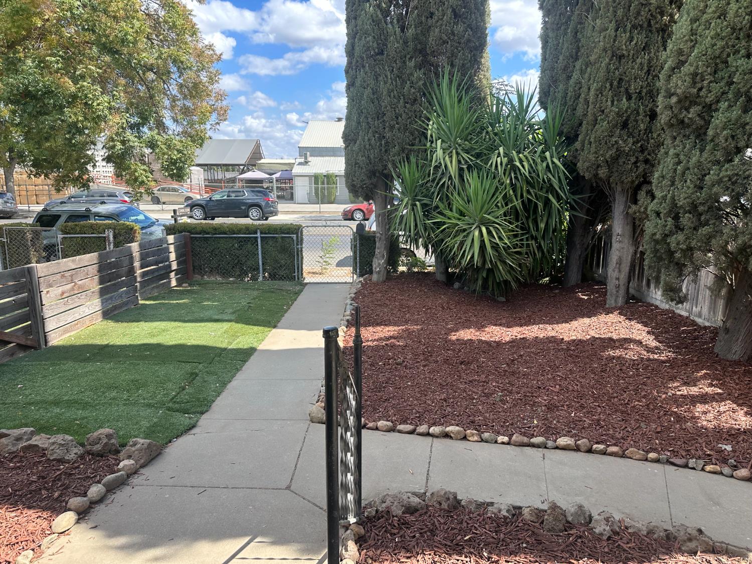 1235 N St, Newman, CA 95360