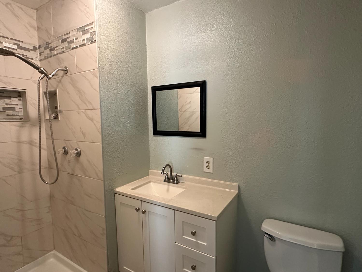 1235 N St, Newman, CA 95360