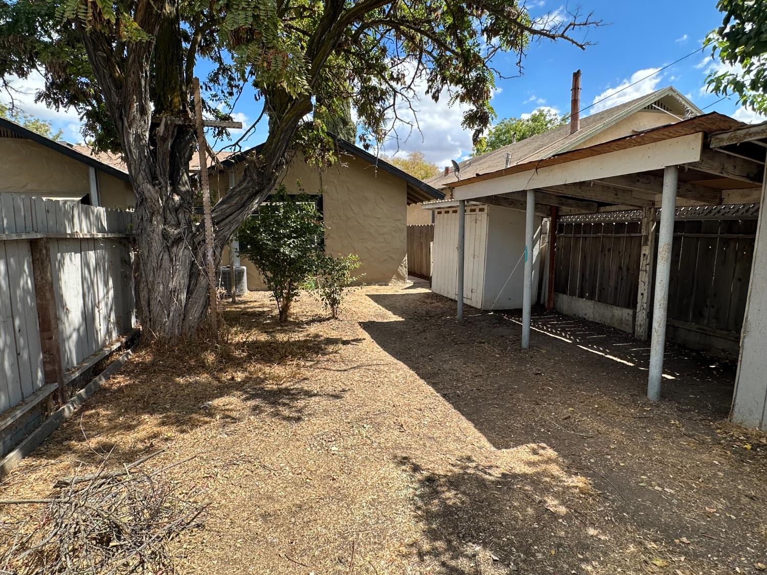 1235 N St, Newman, CA 95360