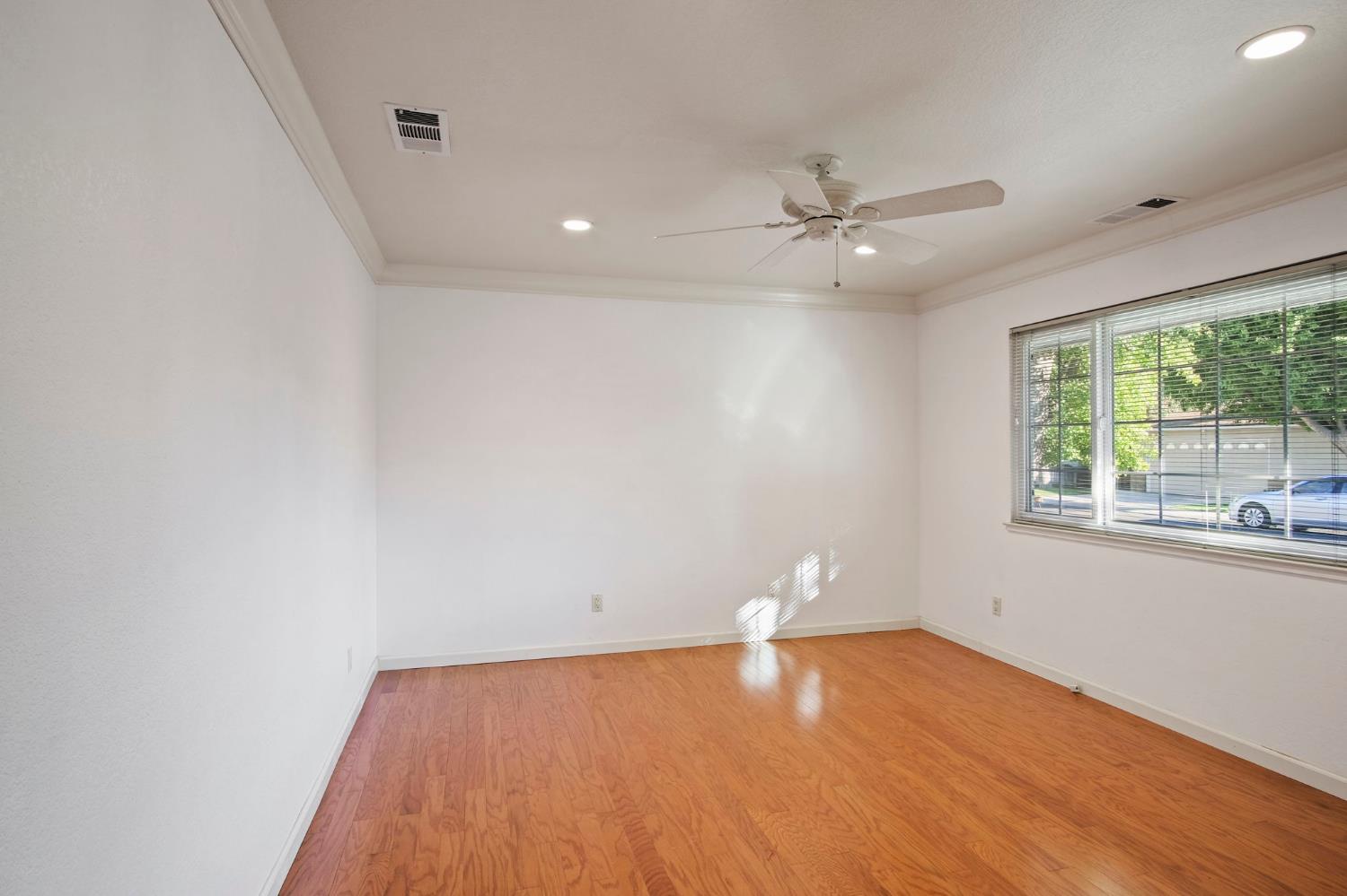 1605 Goldenwood Dr, Modesto, CA 95350