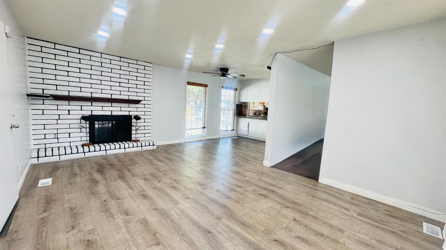 2504 Brandeis Way, Modesto, CA 95358