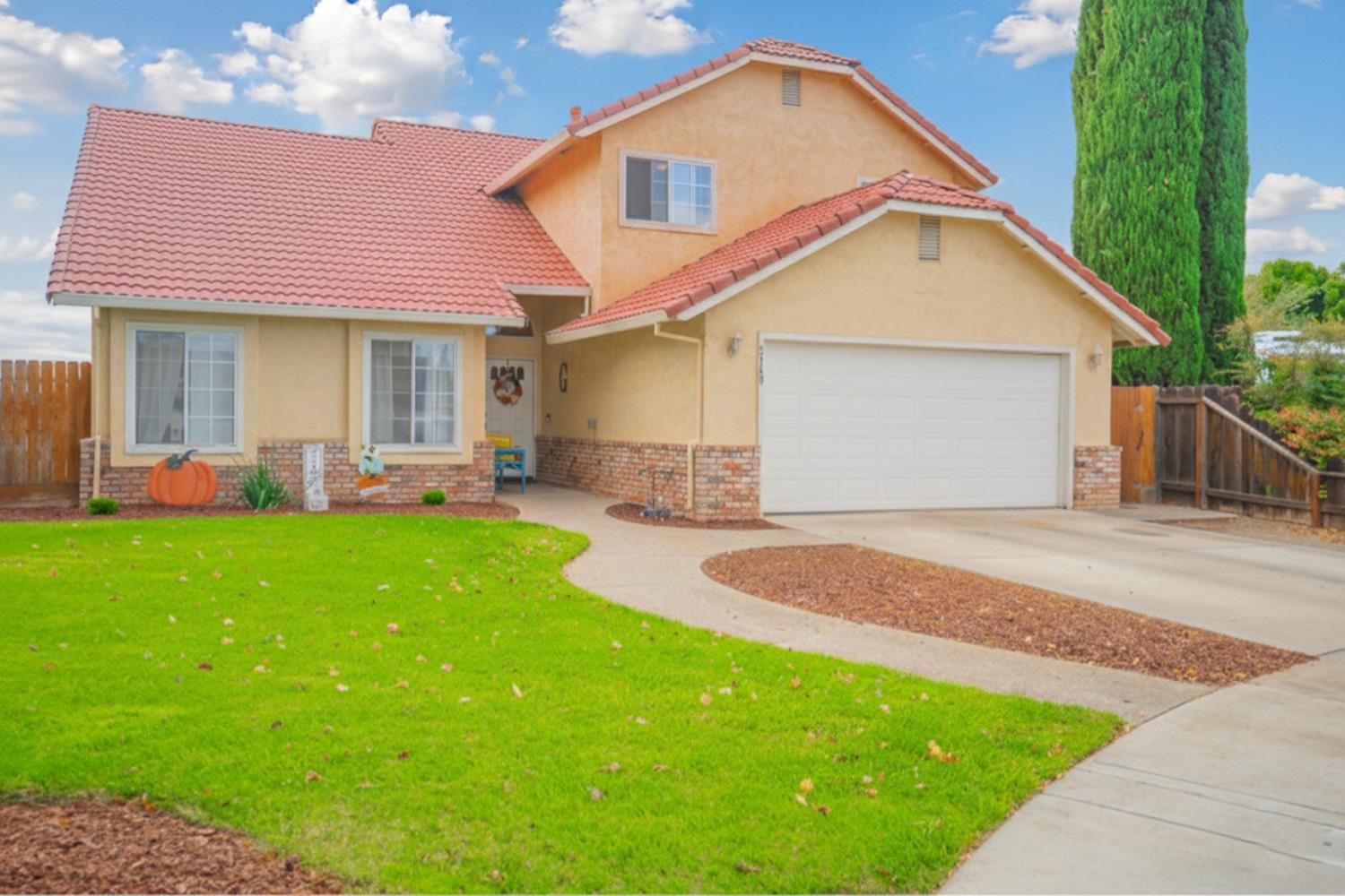 2149 McKinley Ct, Los Banos, CA 93635