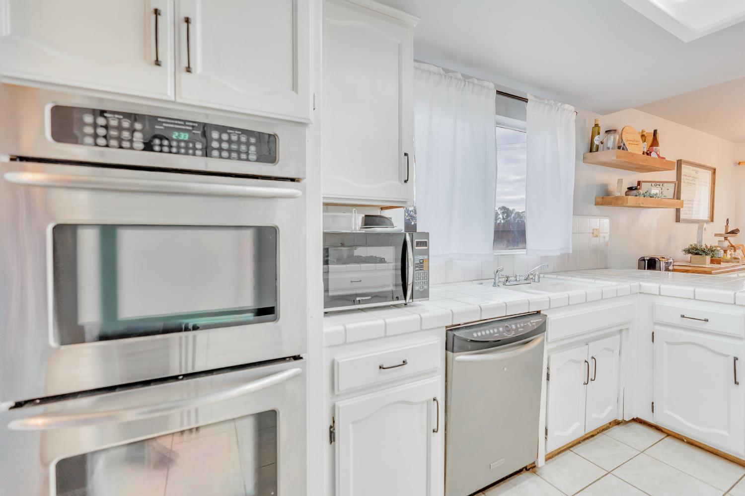 2149 McKinley Ct, Los Banos, CA 93635