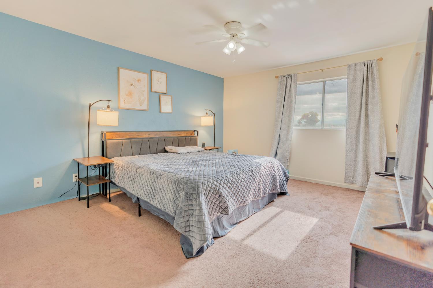 2149 McKinley Ct, Los Banos, CA 93635