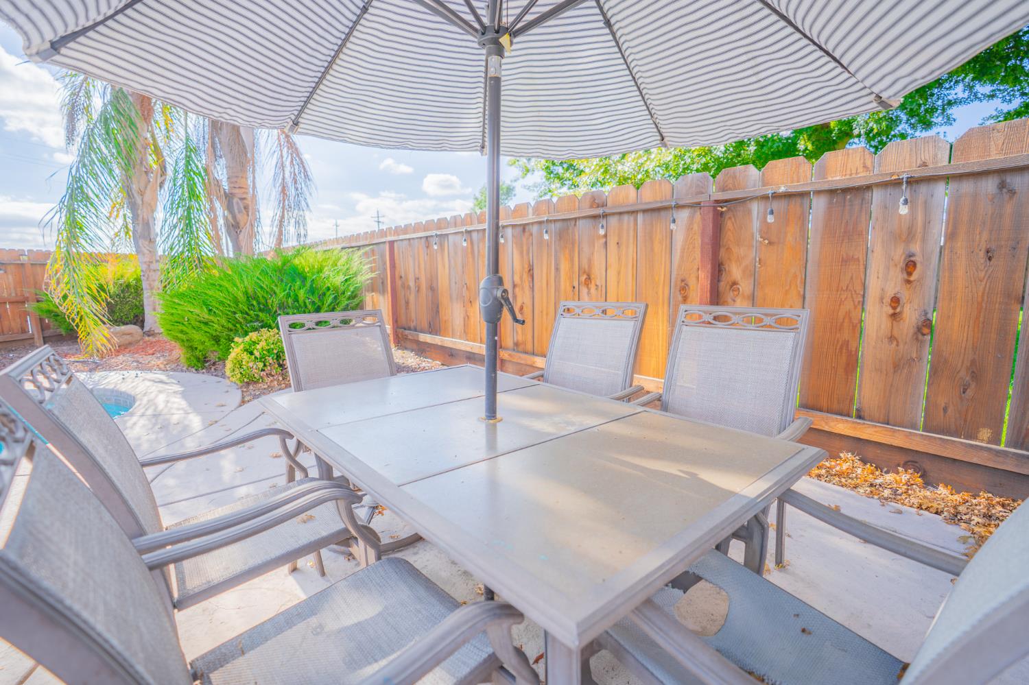 2149 McKinley Ct, Los Banos, CA 93635