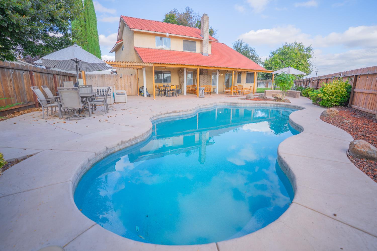 2149 McKinley Ct, Los Banos, CA 93635