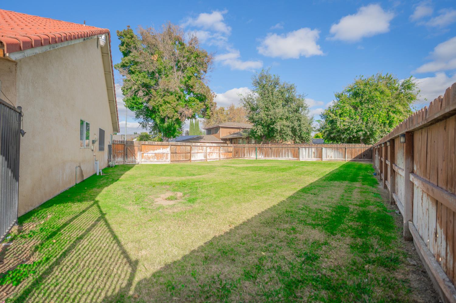2149 McKinley Ct, Los Banos, CA 93635