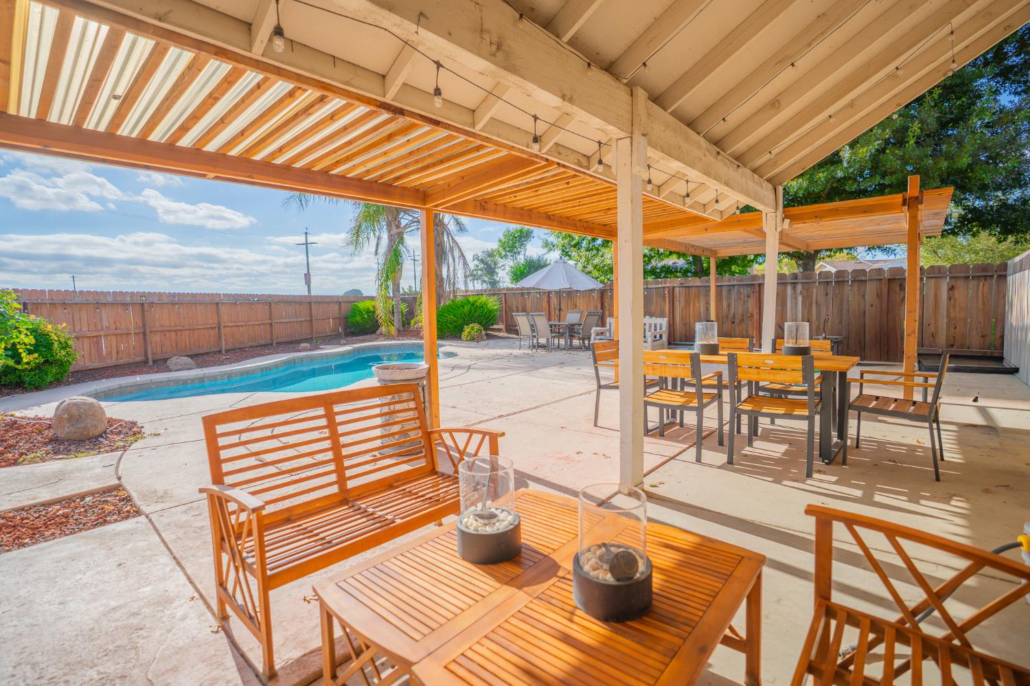 2149 McKinley Ct, Los Banos, CA 93635