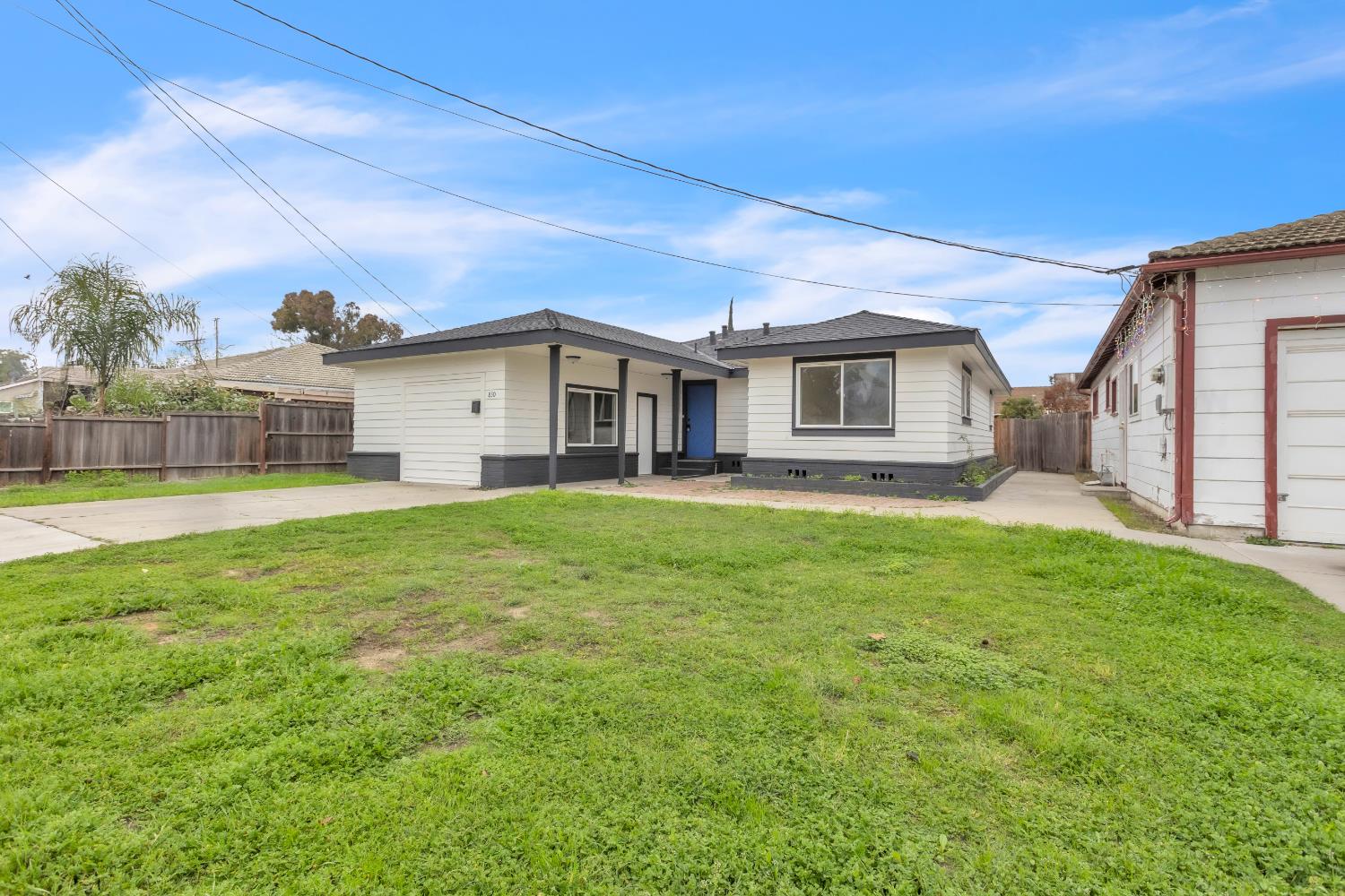 830 Flower St, Turlock, CA 95380