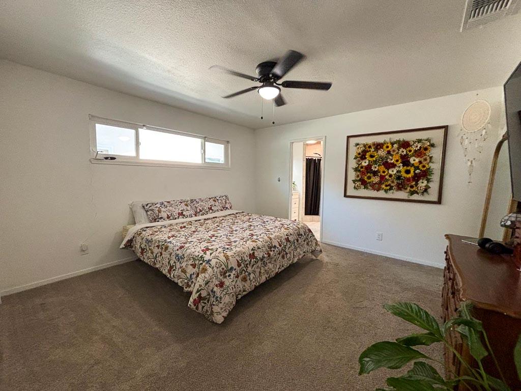 1237 De Cesari Ave, Madera, CA 93637