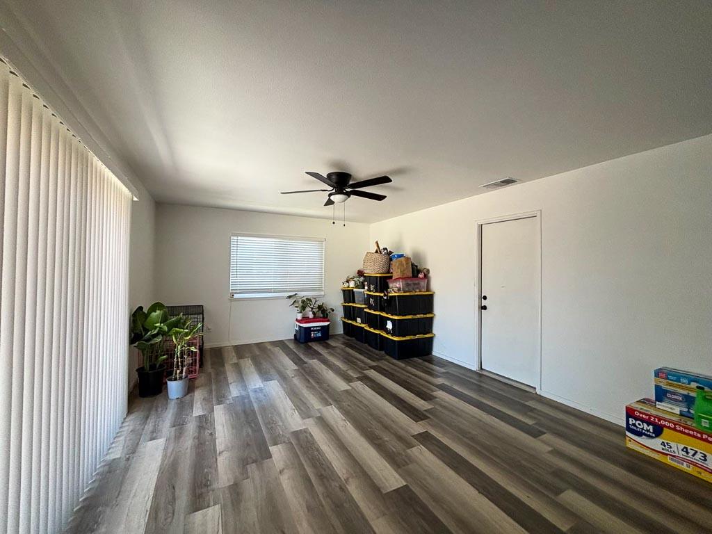 1237 De Cesari Ave, Madera, CA 93637