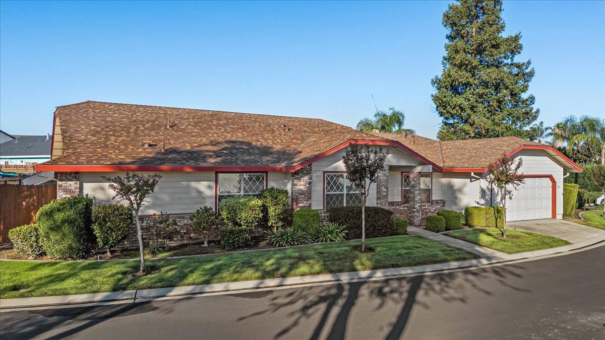 277 Garden Circle Dr, Manteca, CA 95336
