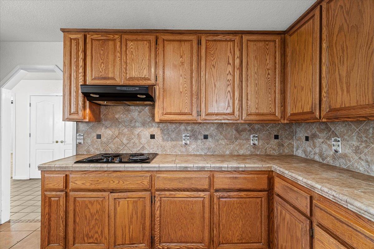 277 Garden Circle Dr, Manteca, CA 95336