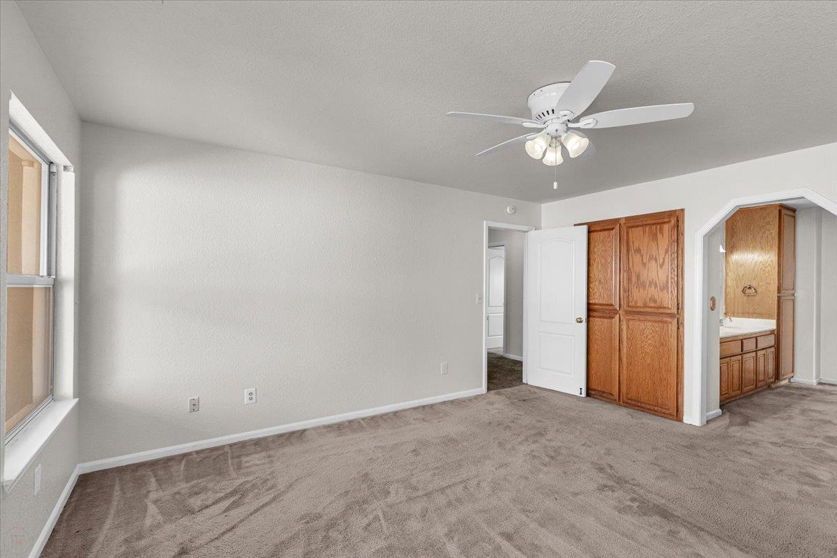 277 Garden Circle Dr, Manteca, CA 95336