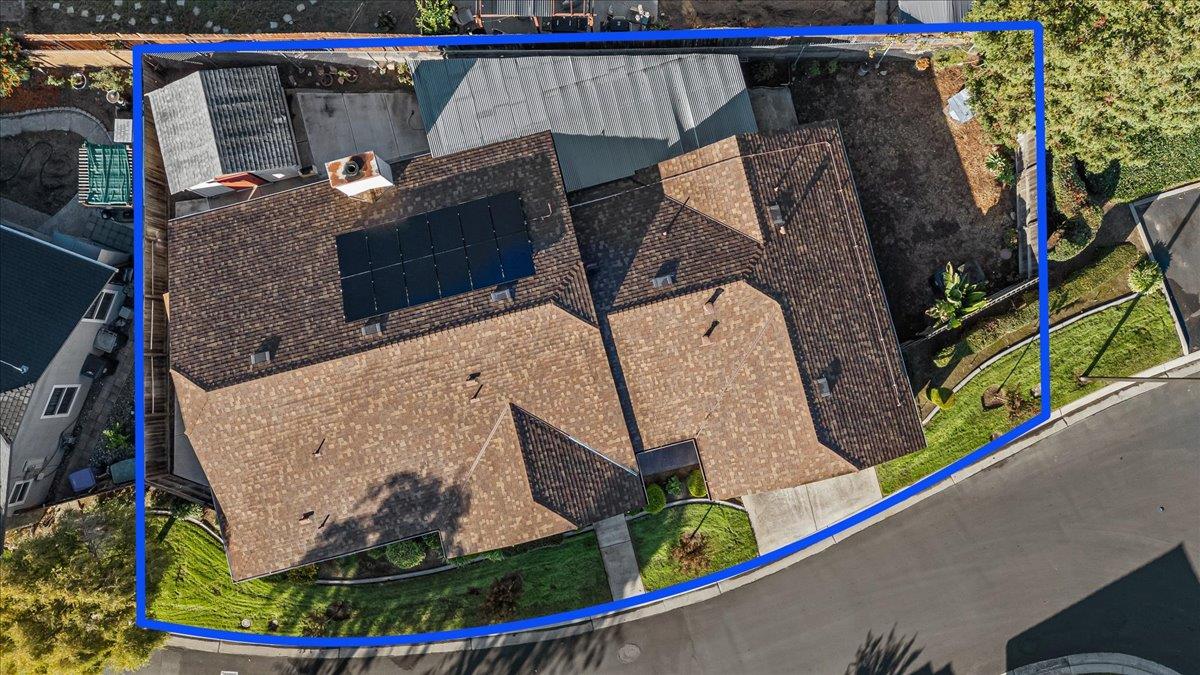 277 Garden Circle Dr, Manteca, CA 95336