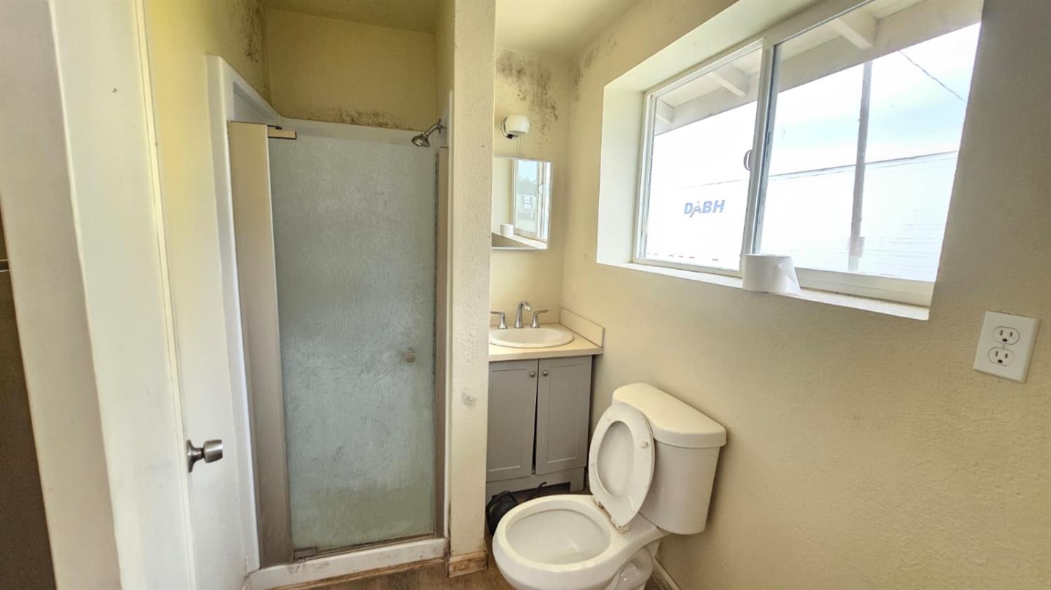 11881 Griffith Rd, Turlock, CA 95380