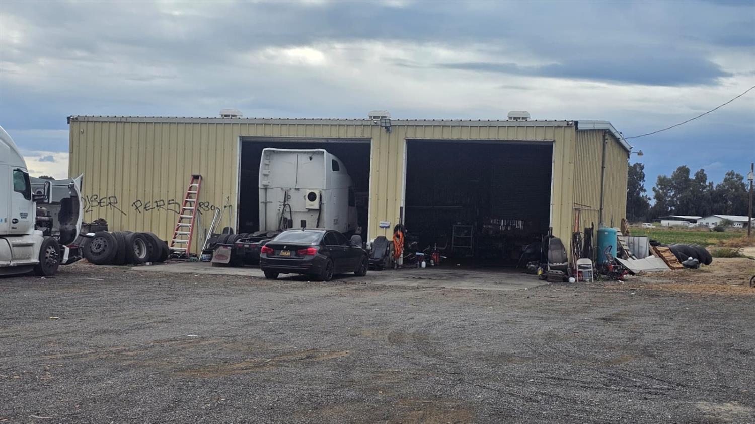 11881 Griffith Rd, Turlock, CA 95380