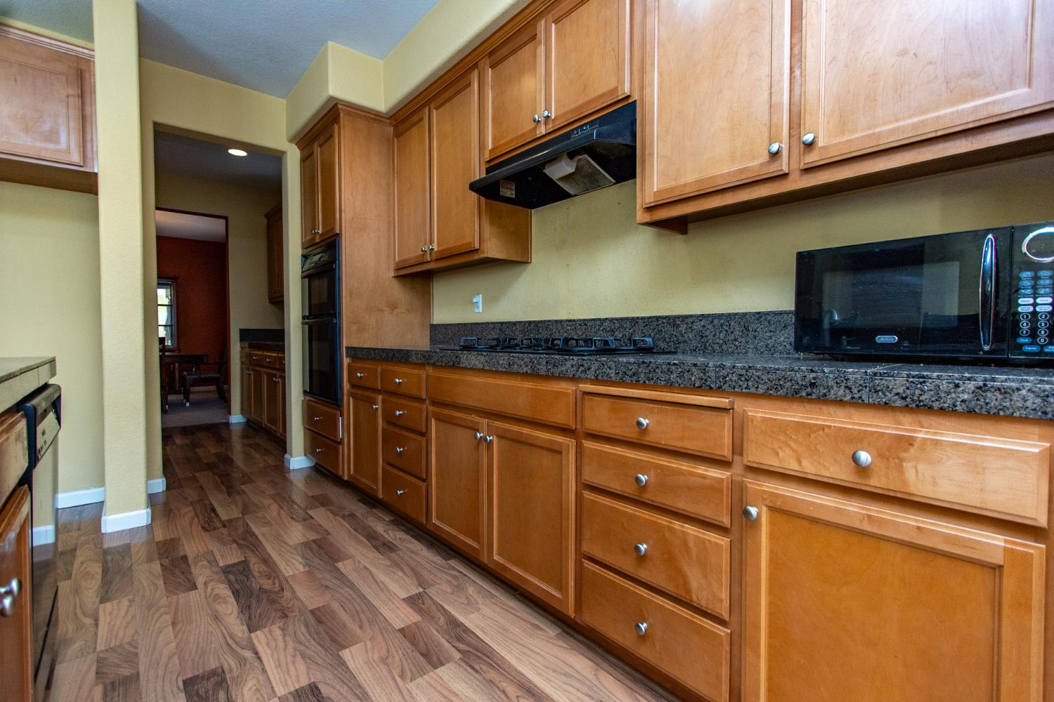 1920 Trail Way, Turlock, CA 95382