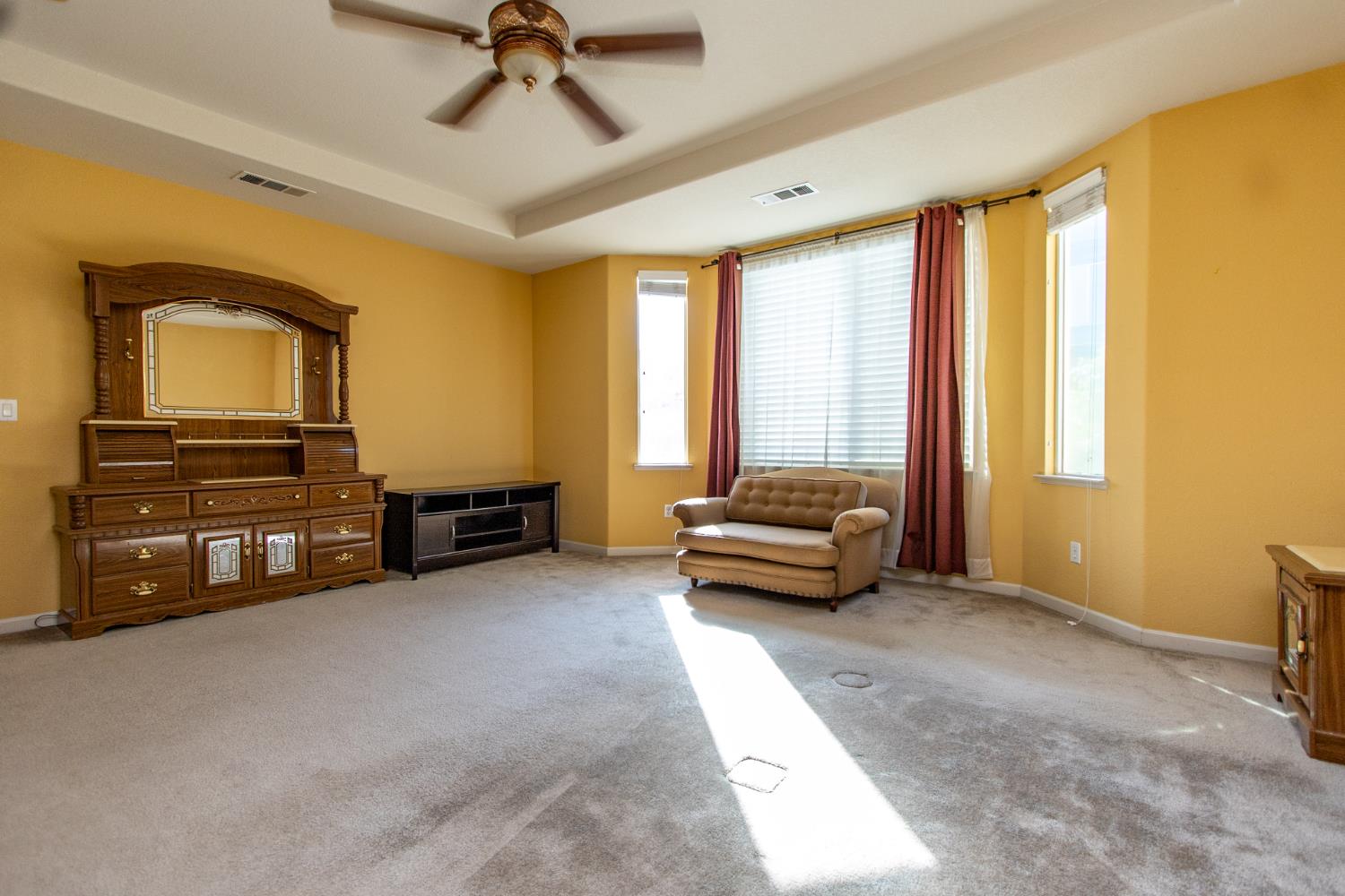 1920 Trail Way, Turlock, CA 95382