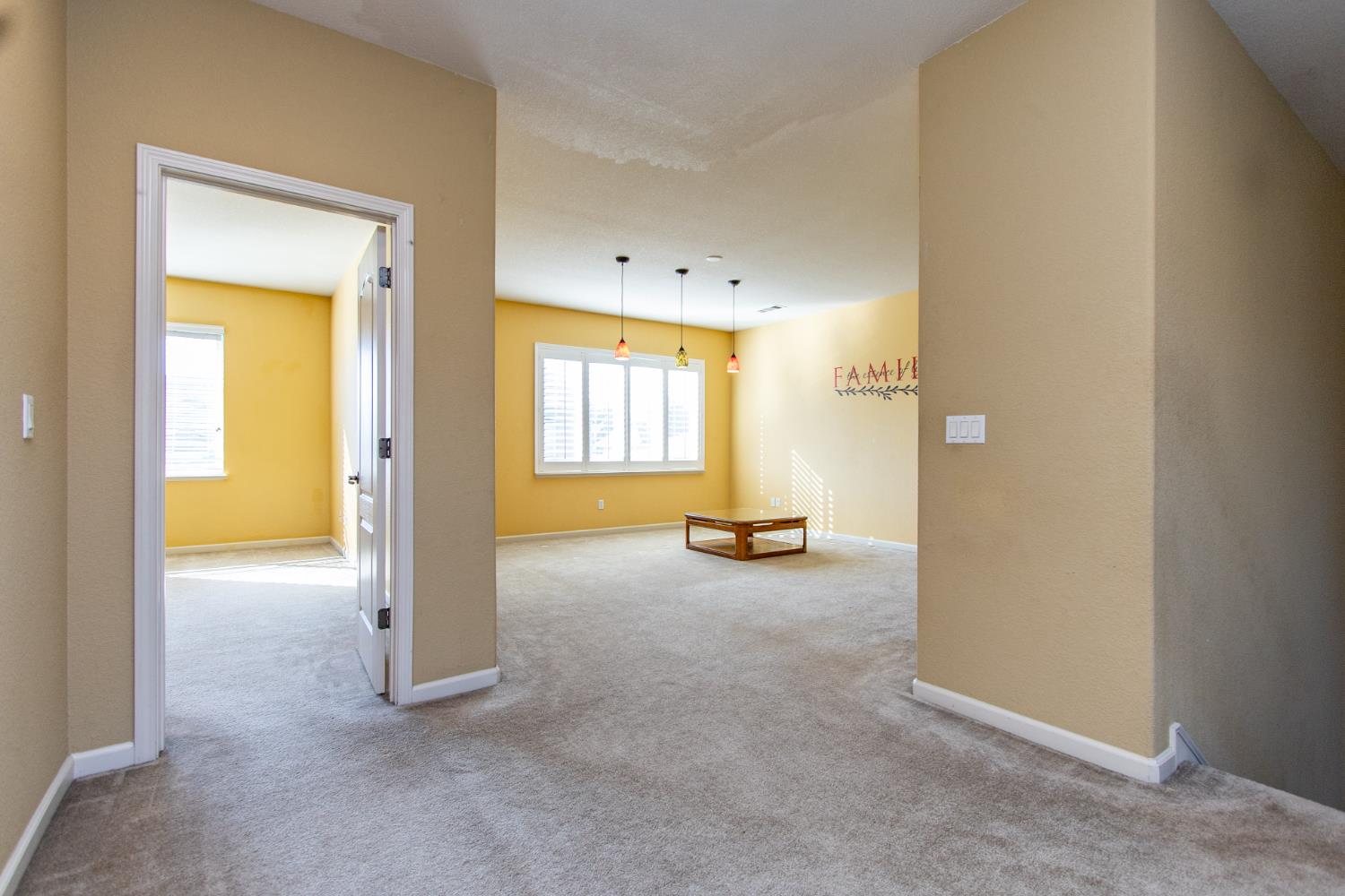 1920 Trail Way, Turlock, CA 95382