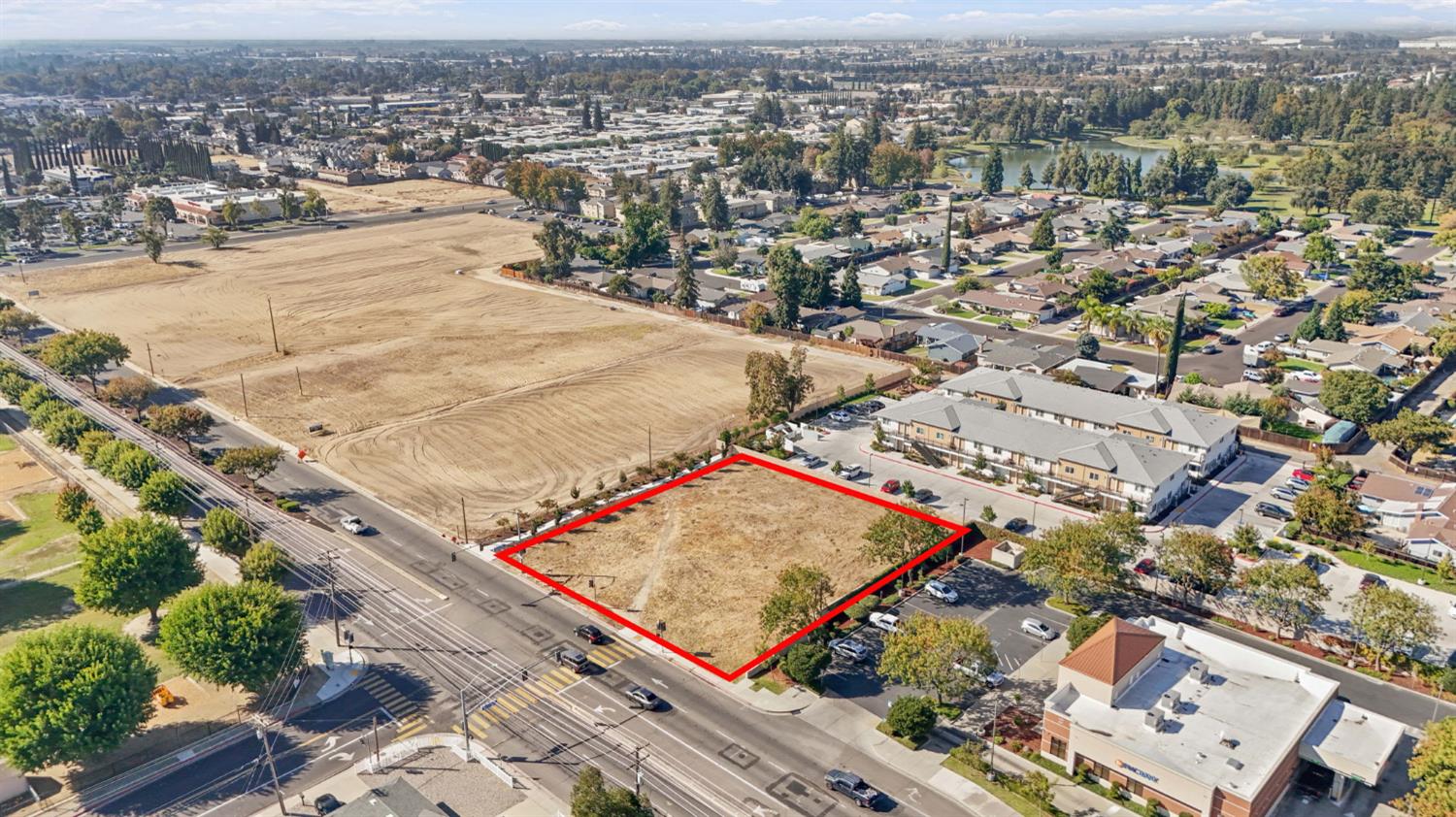 1901 Geer Rd, Turlock, CA 95382