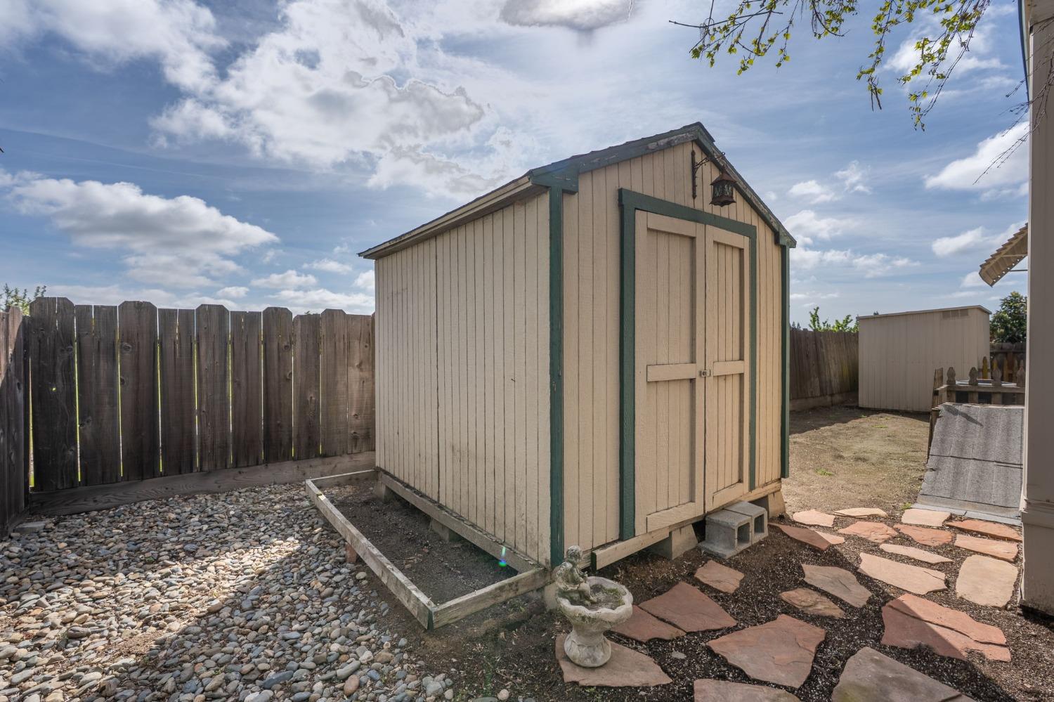 2505 Jackson Ave #207, Escalon, CA 95320