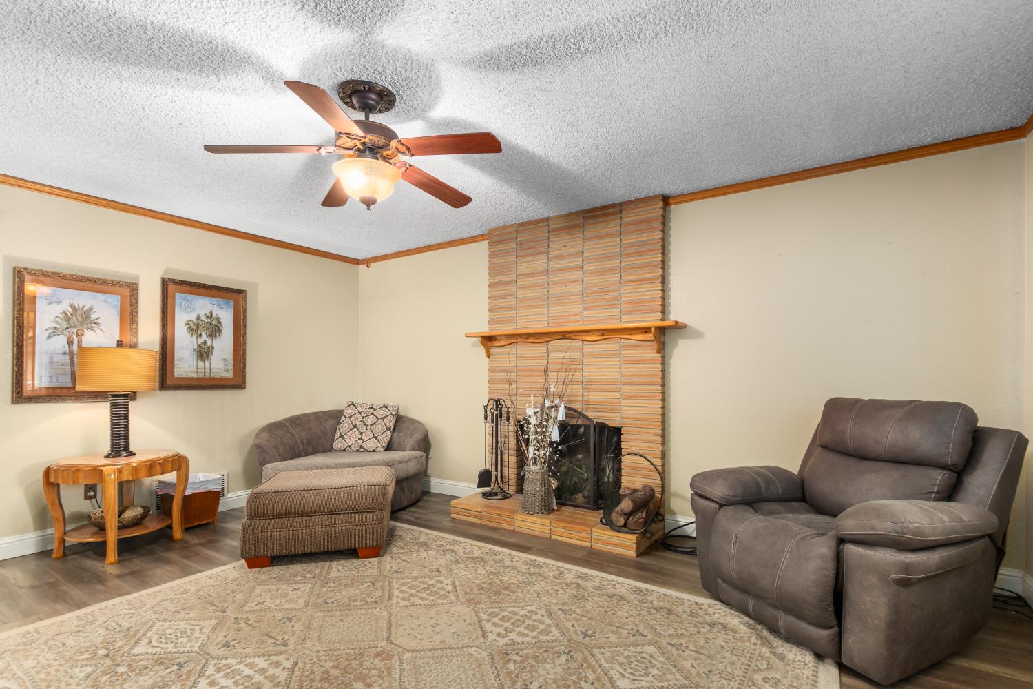 1713 Teakwood Dr, Modesto, CA 95350