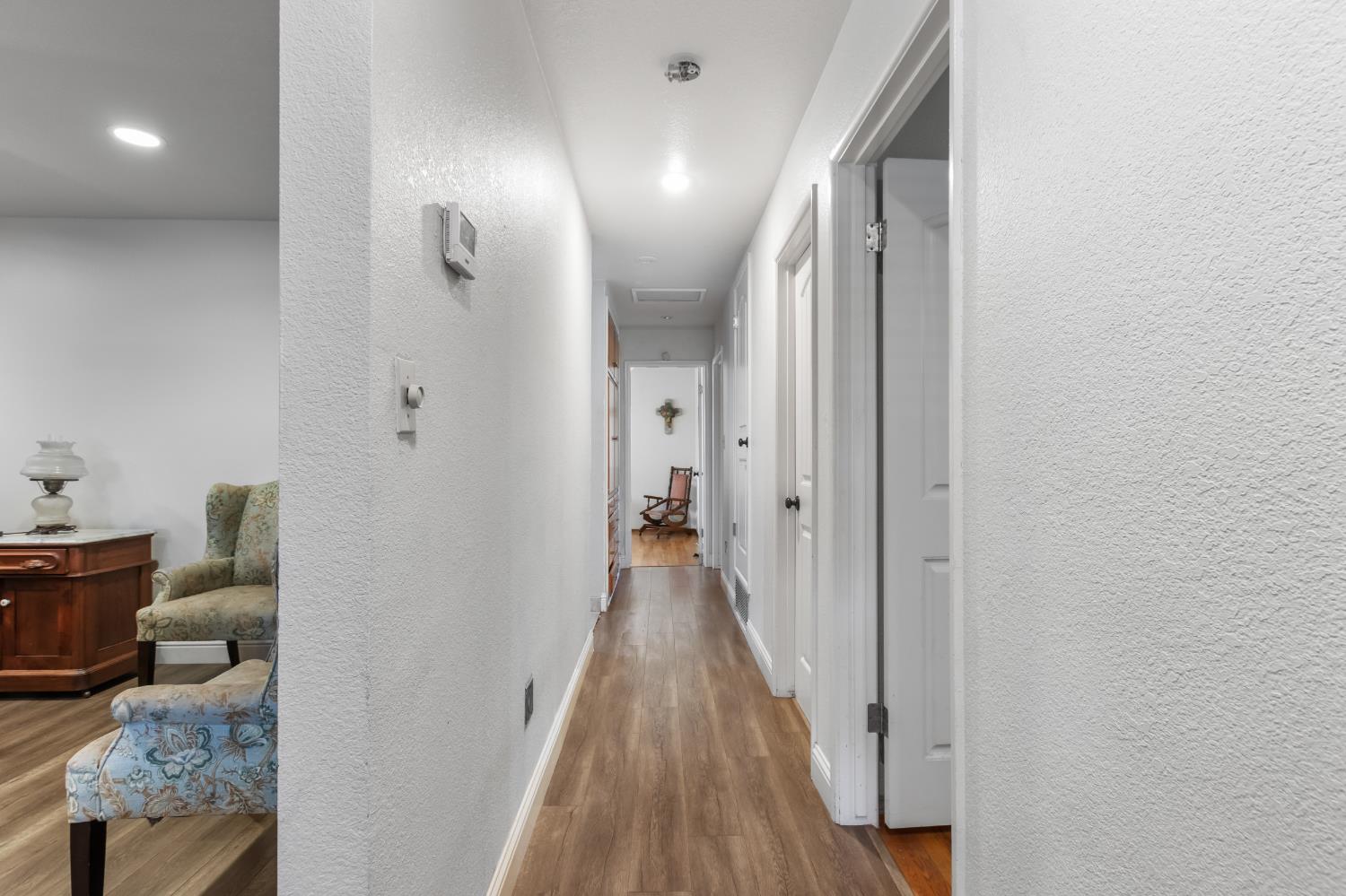 1713 Teakwood Dr, Modesto, CA 95350