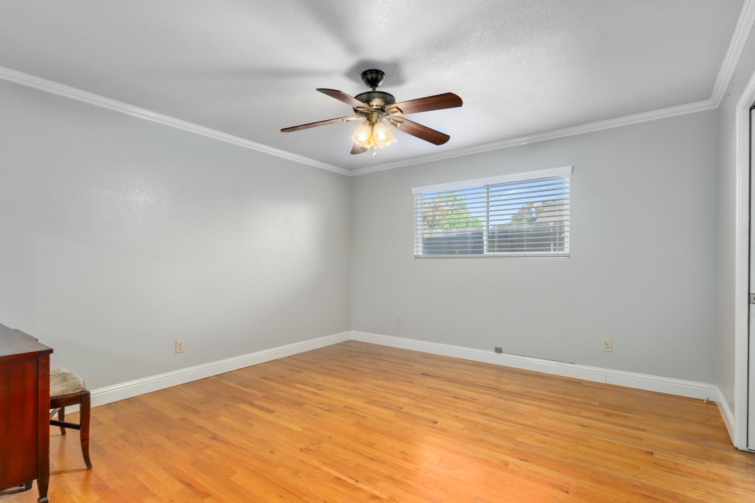 1713 Teakwood Dr, Modesto, CA 95350