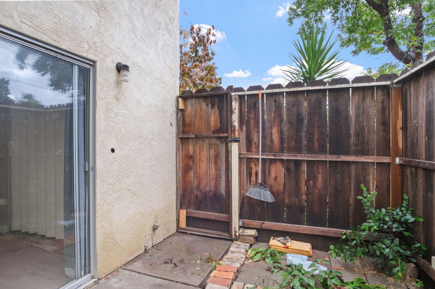 348 Wayside Dr, Turlock, CA 95380