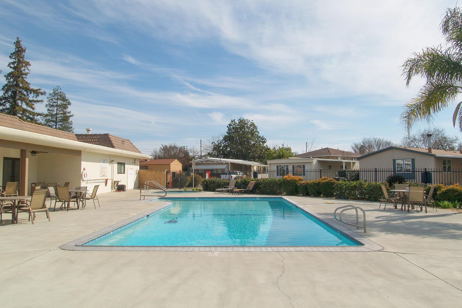 2621 Prescott Rd #160, Modesto, CA 95350