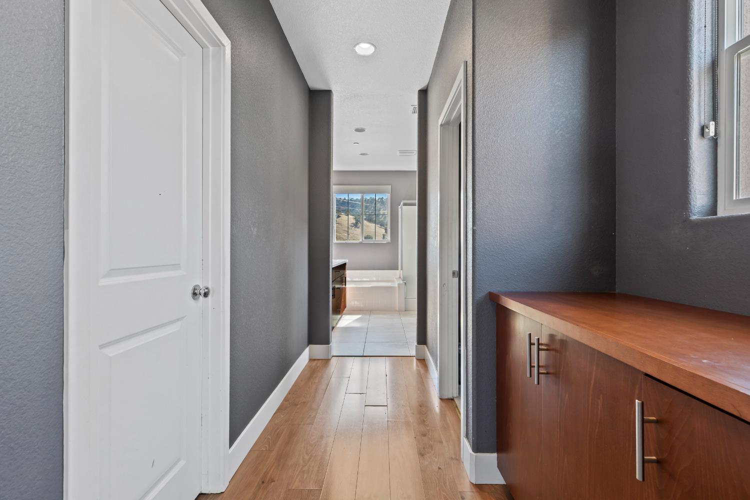 9423 Vintner Cir, Patterson, CA 95363