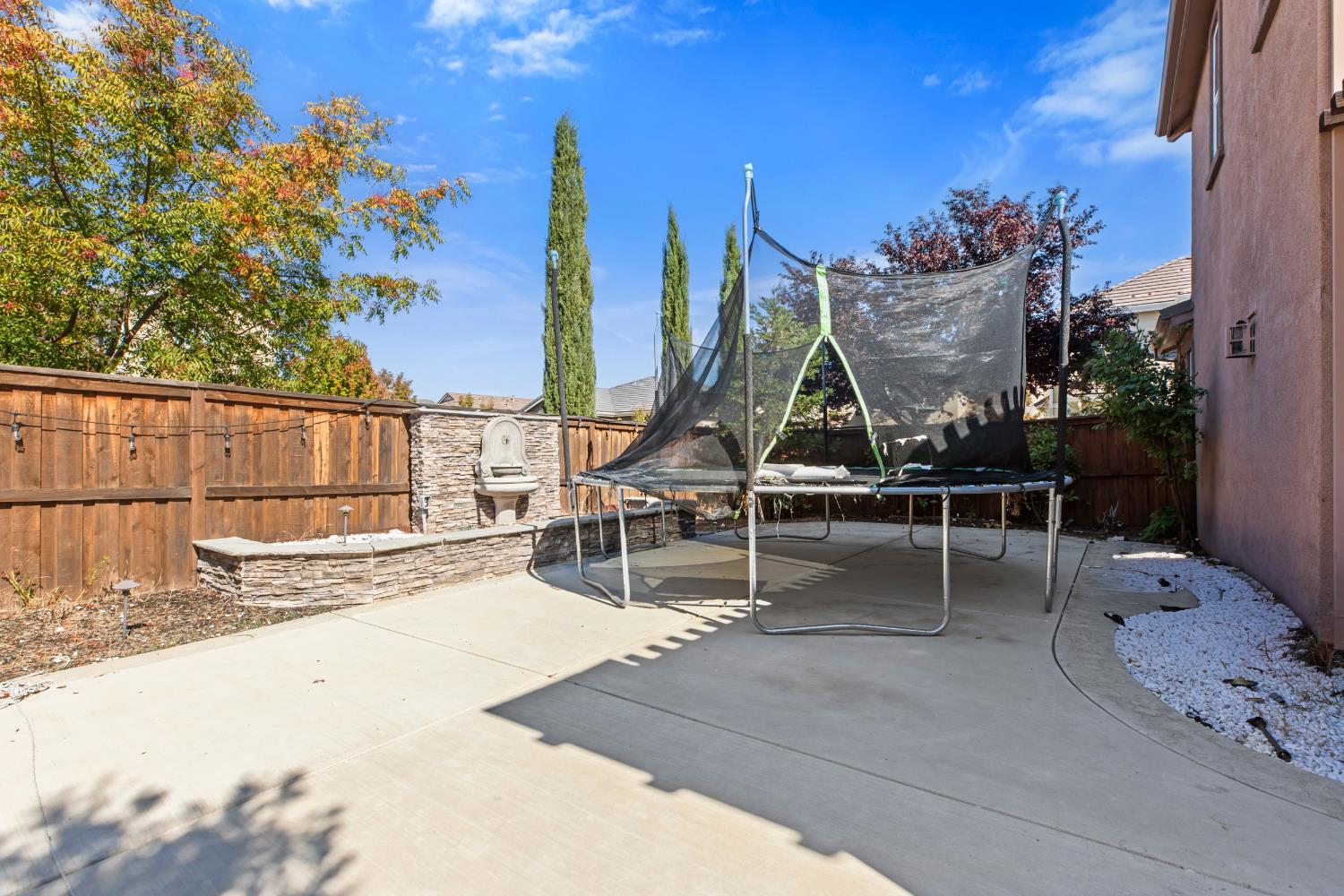 9423 Vintner Cir, Patterson, CA 95363