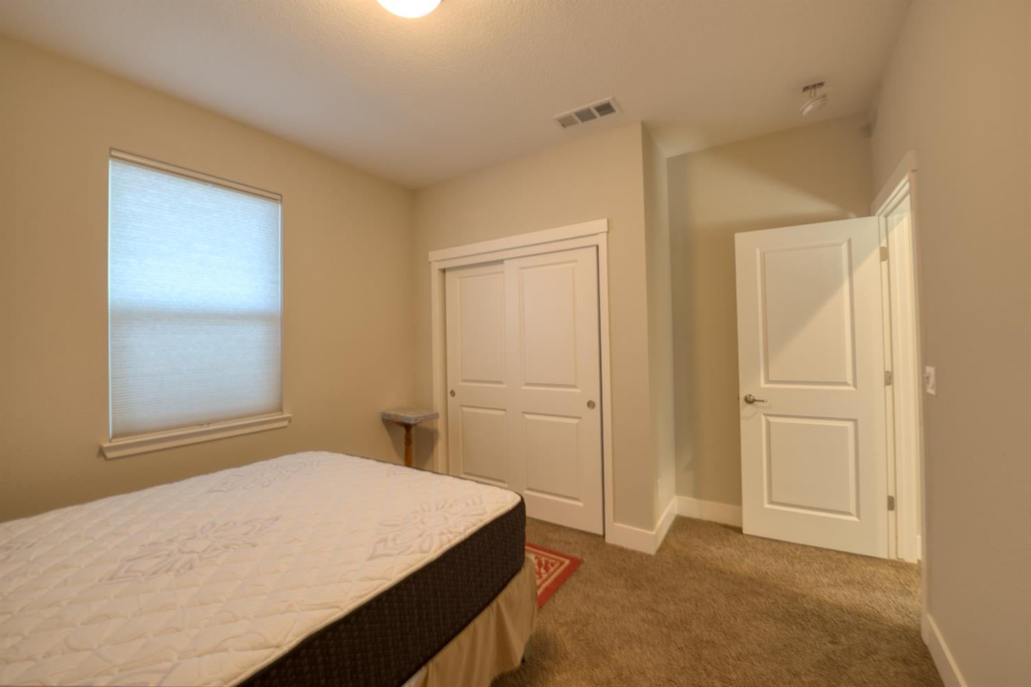 1129 Imperial Lily Dr, Patterson, CA 95363