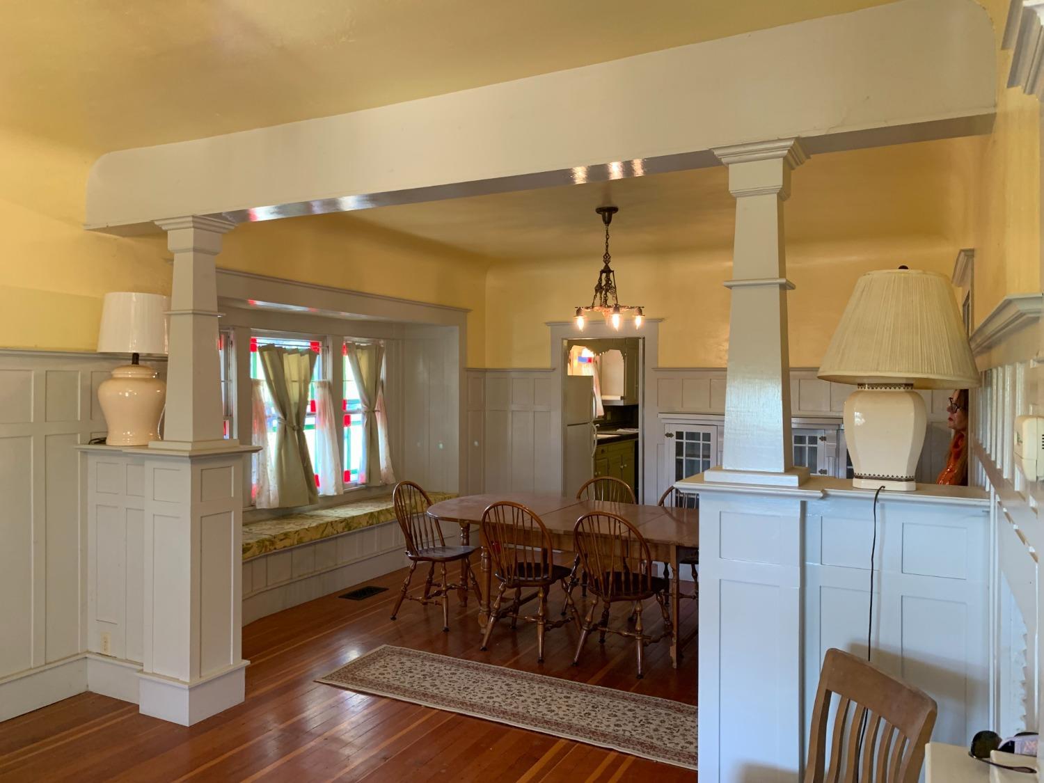 700 Wellsford Rd, Modesto, CA 95357