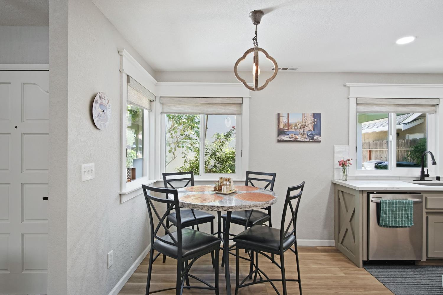 3161 Bridgeport Ct, Turlock, CA 95382