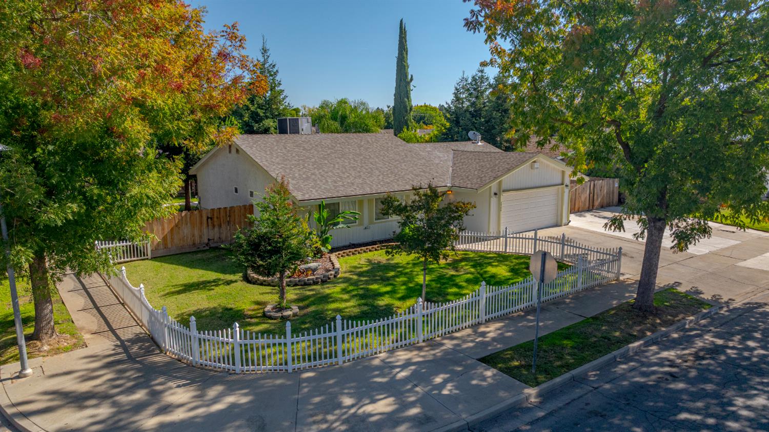 2988 Bedford Dr, Merced, CA 95340