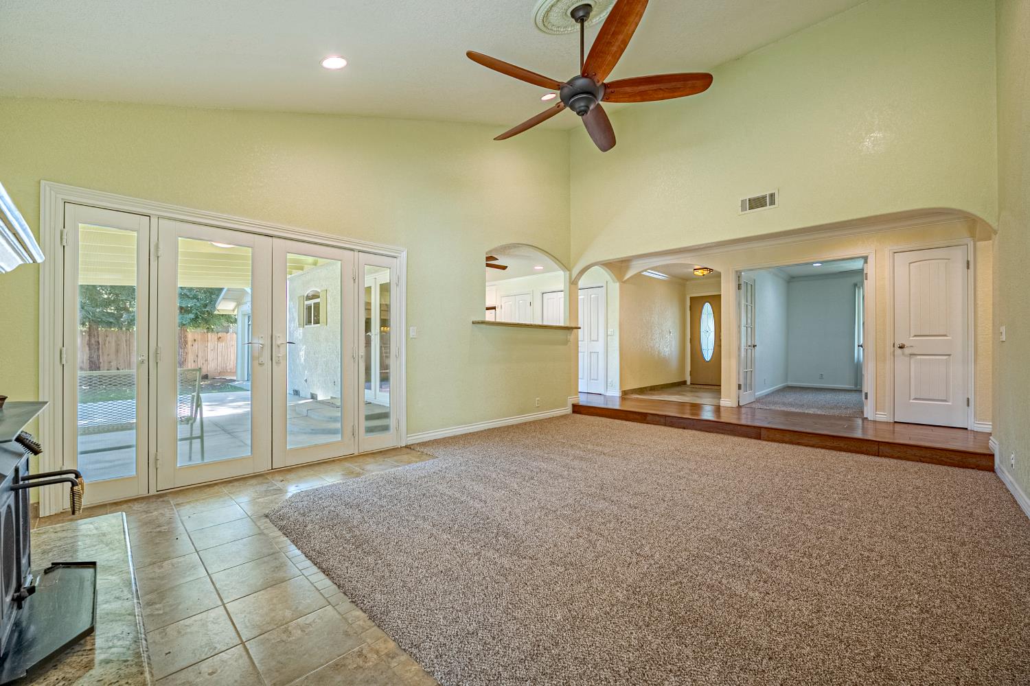 2988 Bedford Dr, Merced, CA 95340