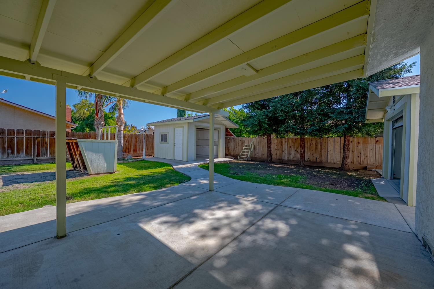 2988 Bedford Dr, Merced, CA 95340
