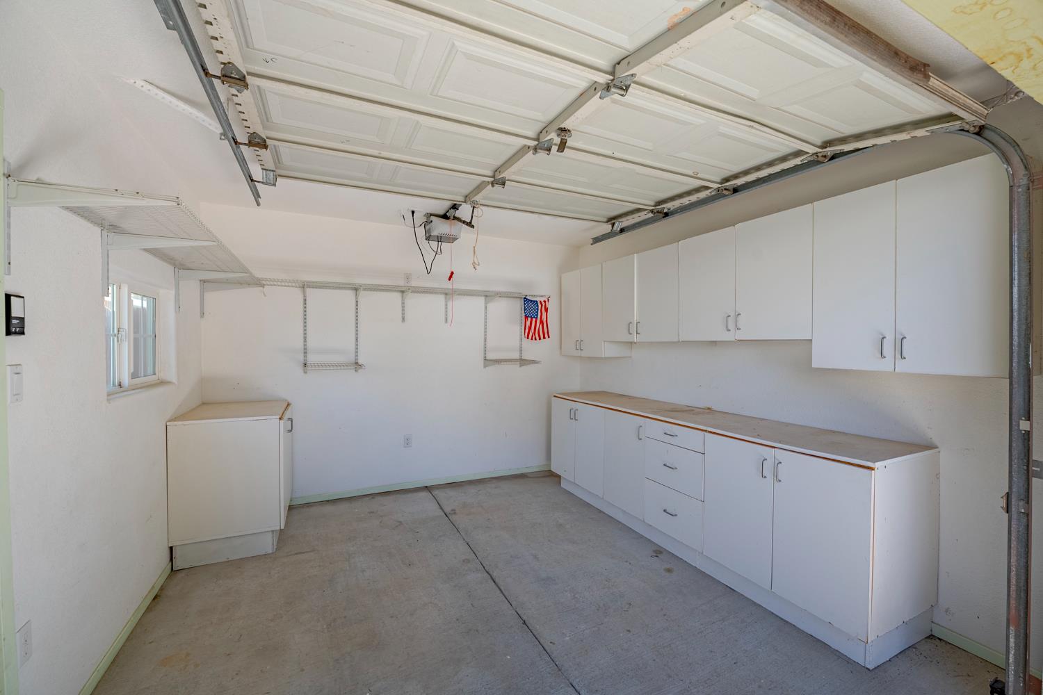 2988 Bedford Dr, Merced, CA 95340