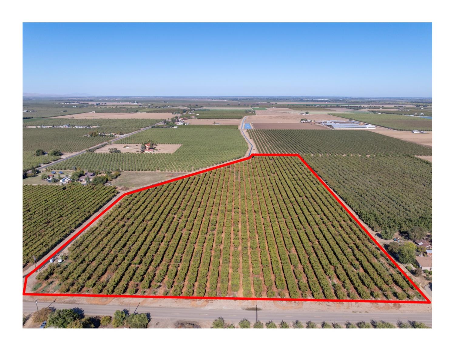 1099 Lemon Ave, Patterson, CA 95363