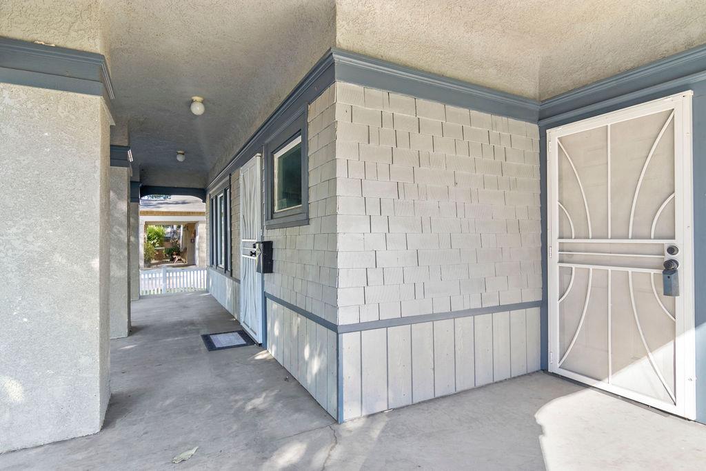 137 Downey Ave, Modesto, CA 95354