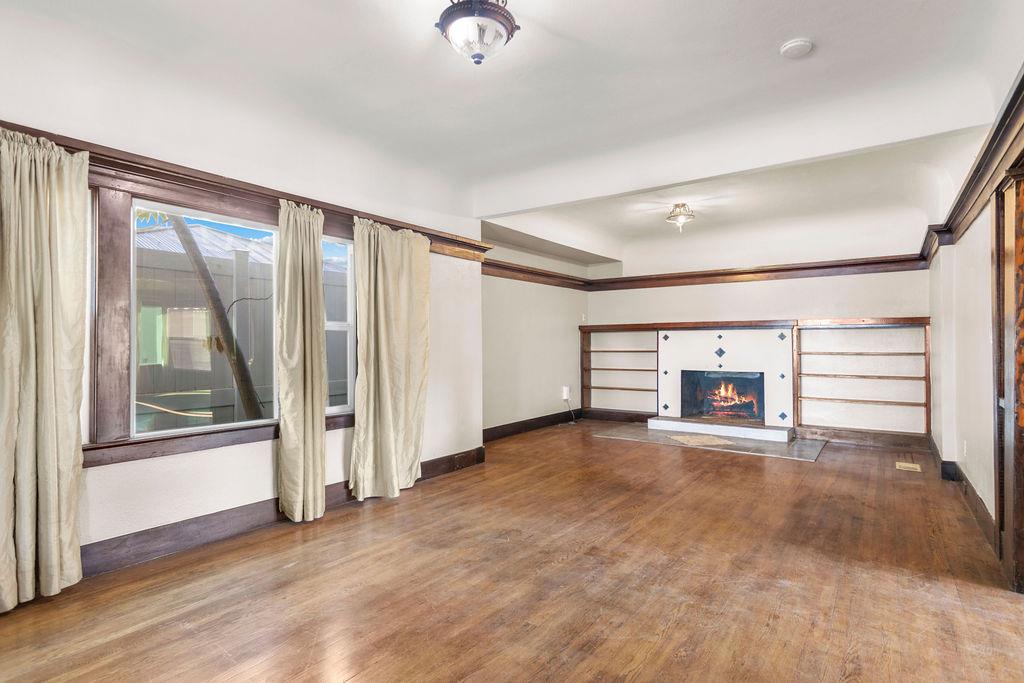 137 Downey Ave, Modesto, CA 95354