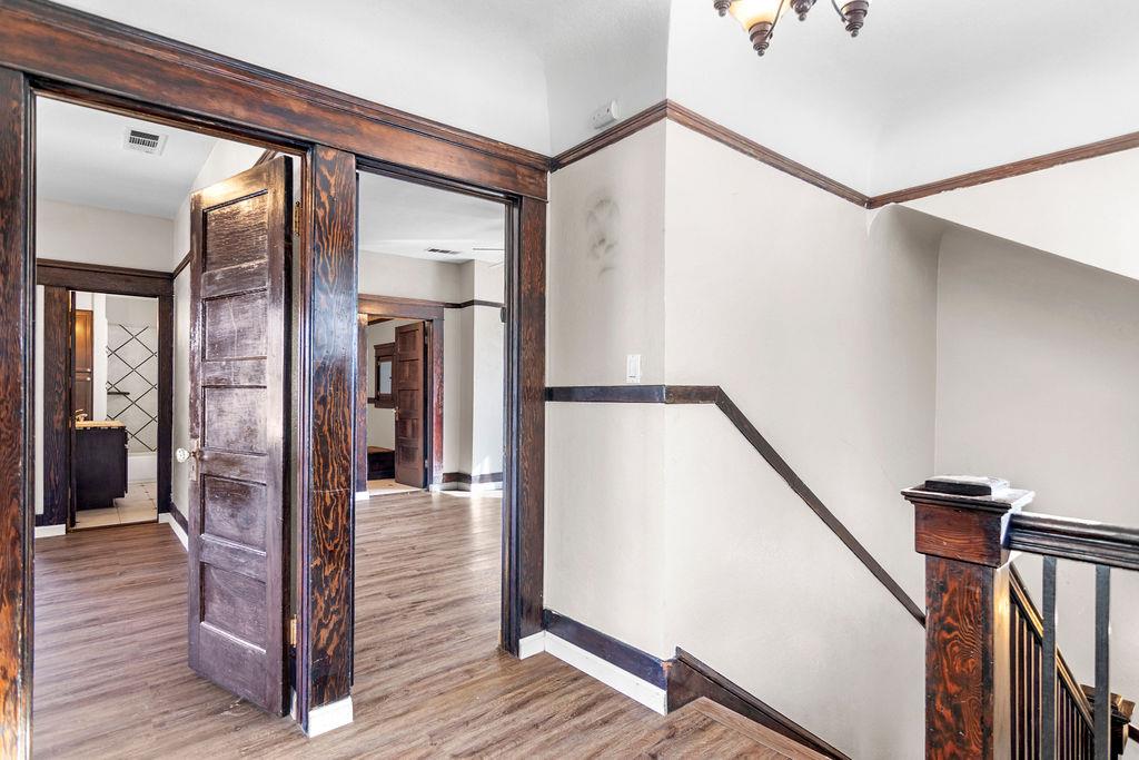 137 Downey Ave, Modesto, CA 95354