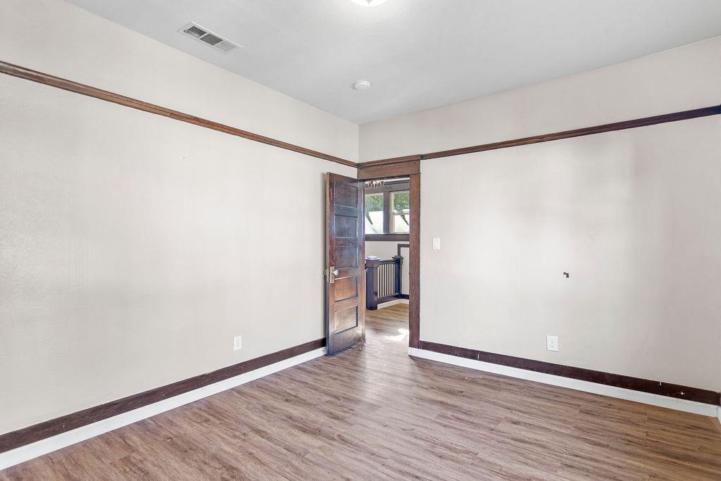 137 Downey Ave, Modesto, CA 95354