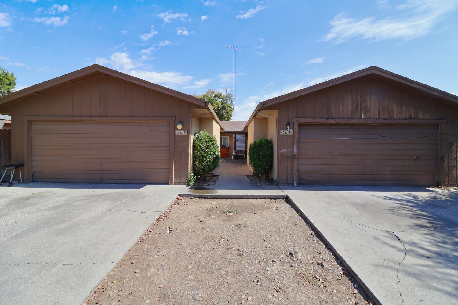 604 Fort Sumpter Dr, Modesto, CA 95354