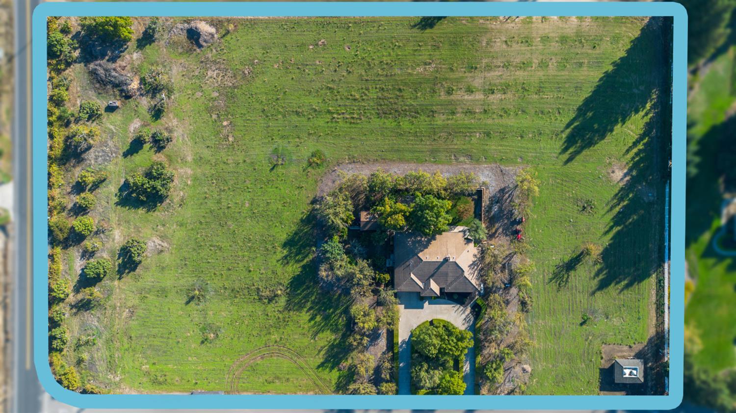 8630 River Oaks Dr, Oakdale, CA 95361