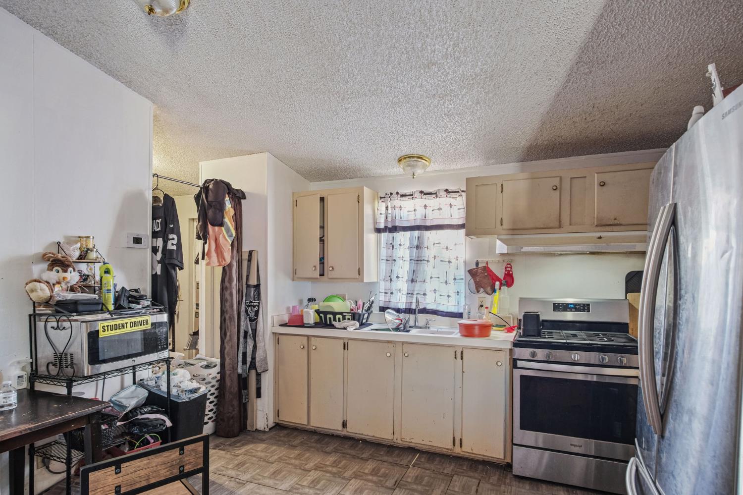 402 Maple St, Modesto, CA 95351